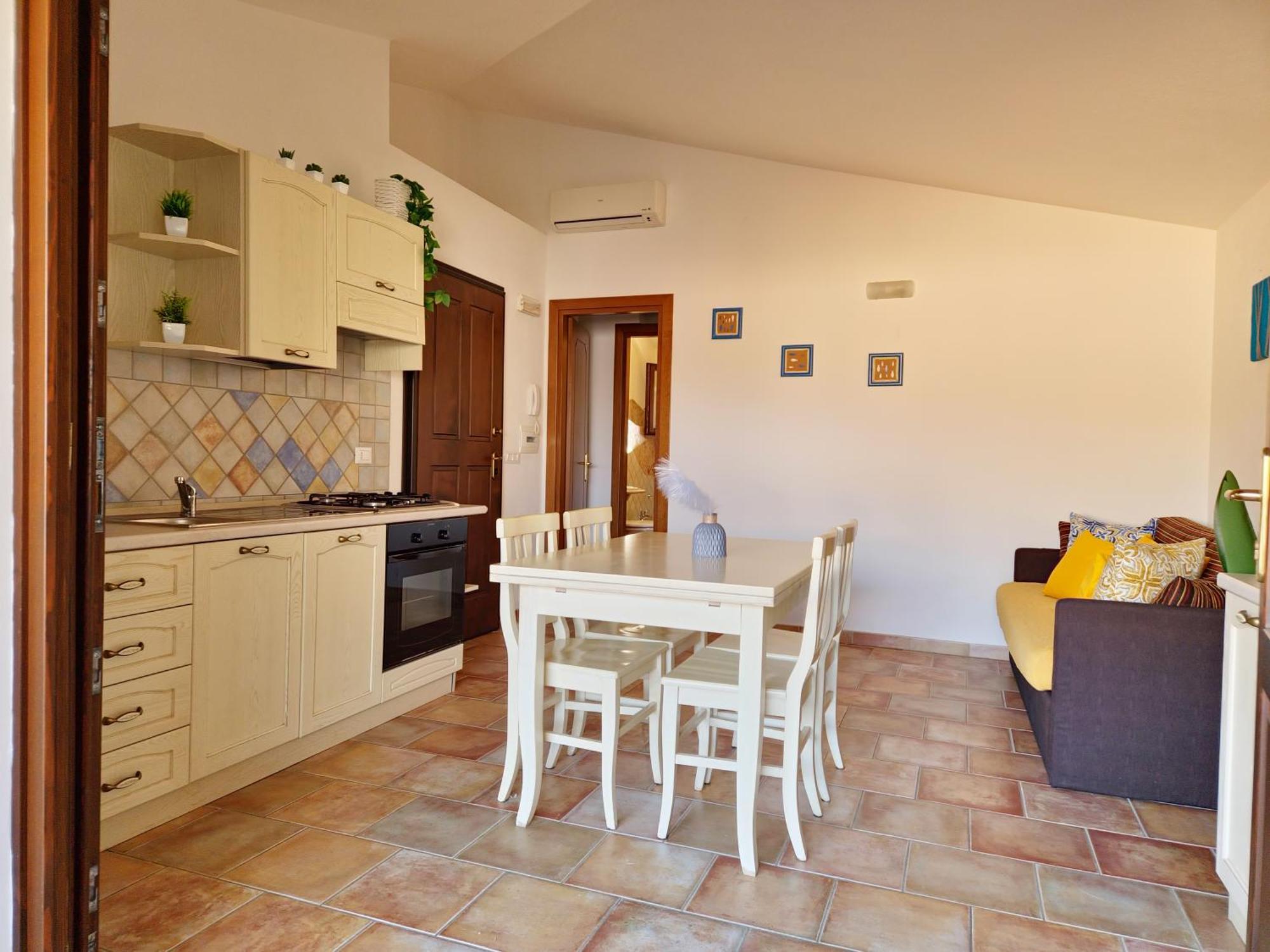 Dommos - Melodie Apartments Cala Liberotto Bagian luar foto