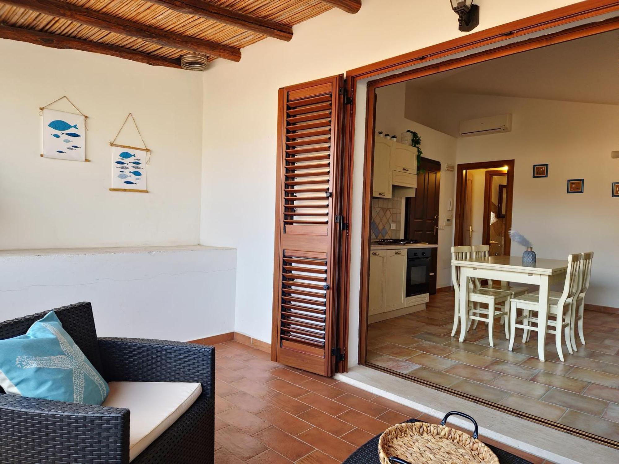 Dommos - Melodie Apartments Cala Liberotto Bagian luar foto