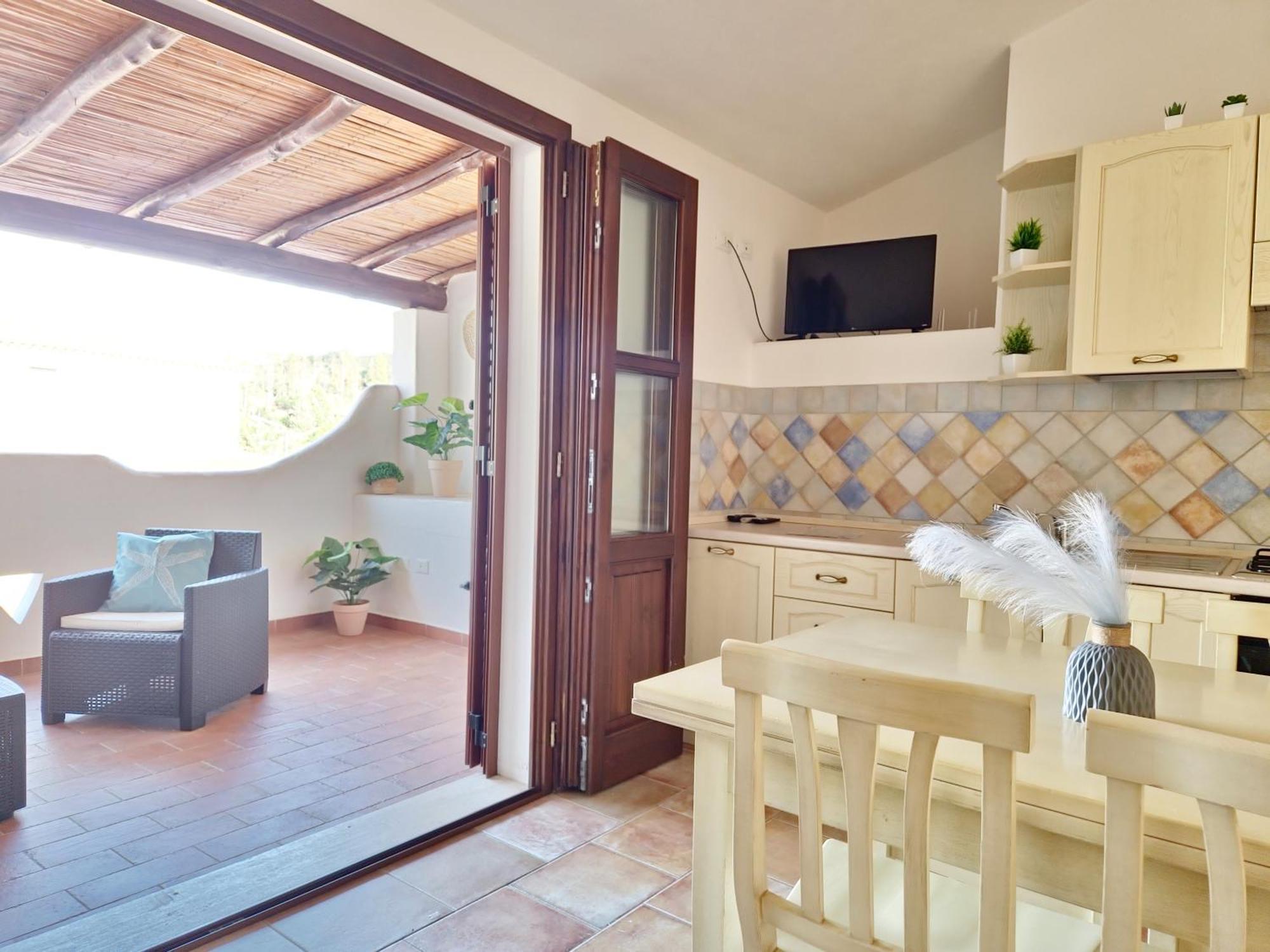 Dommos - Melodie Apartments Cala Liberotto Bagian luar foto