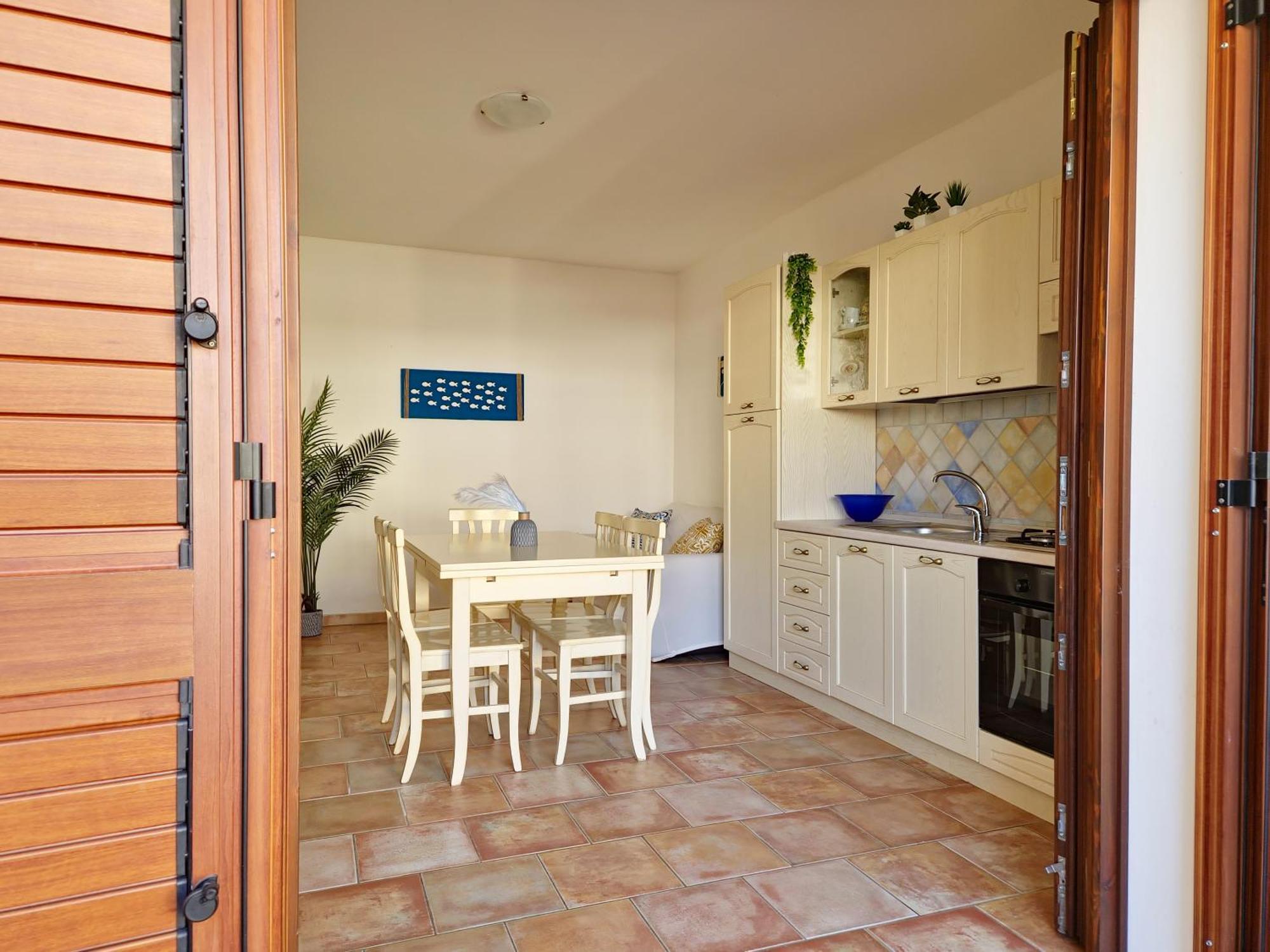 Dommos - Melodie Apartments Cala Liberotto Bagian luar foto