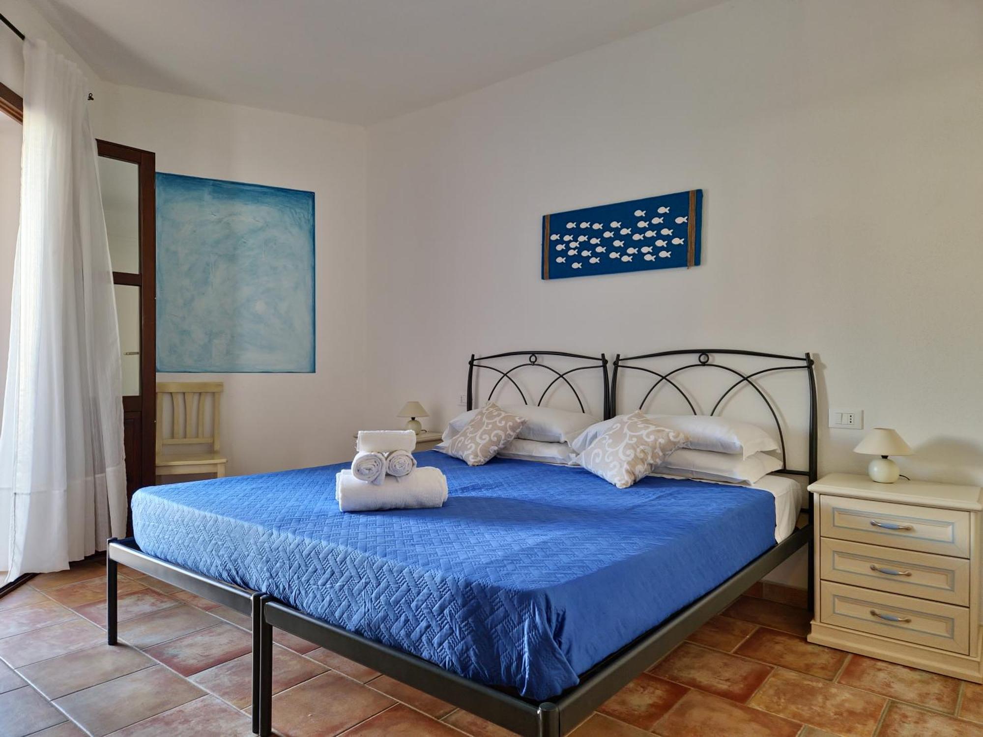 Dommos - Melodie Apartments Cala Liberotto Bagian luar foto